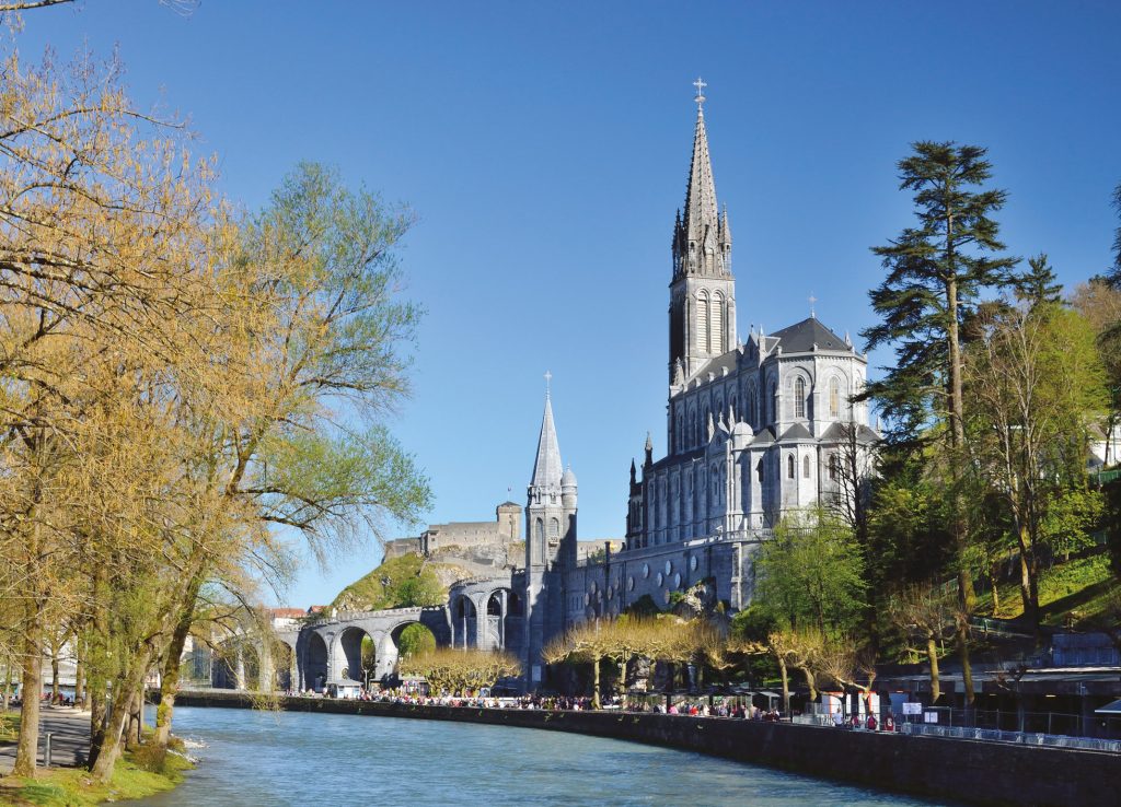 Lourdes basilica side